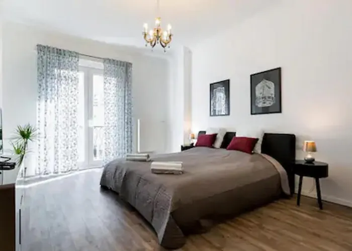 Splendid Private Flat